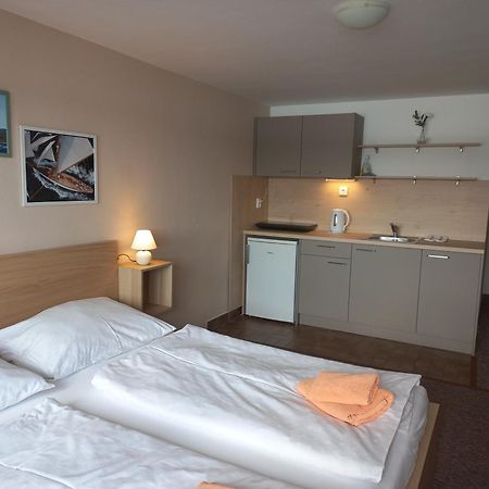 Pension Calla Dolní Vltavice Exteriör bild