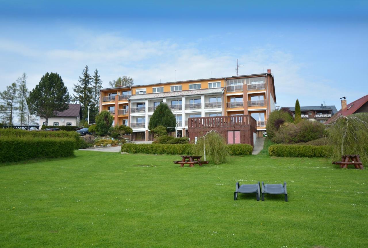 Pension Calla Dolní Vltavice Exteriör bild
