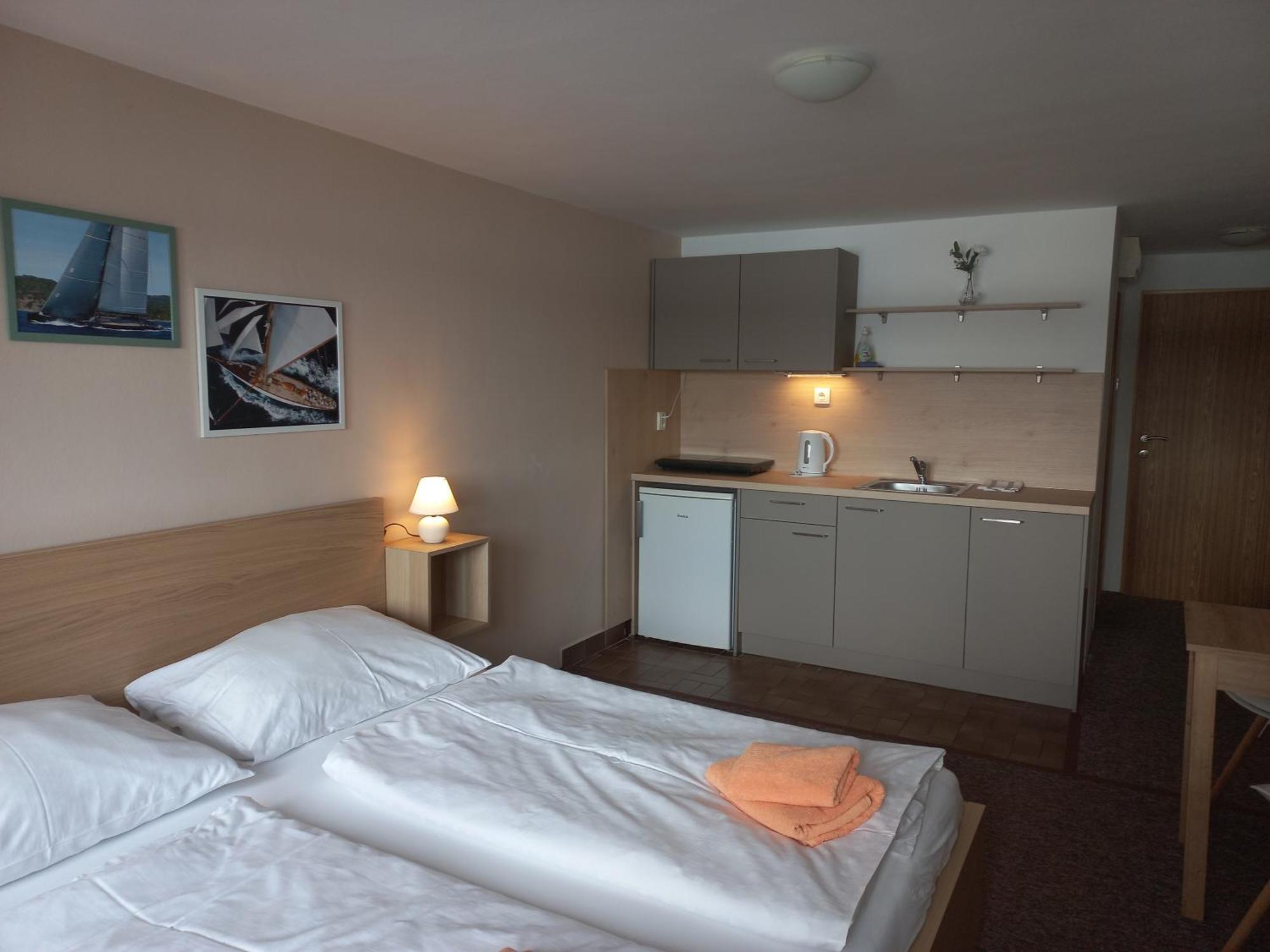 Pension Calla Dolní Vltavice Exteriör bild