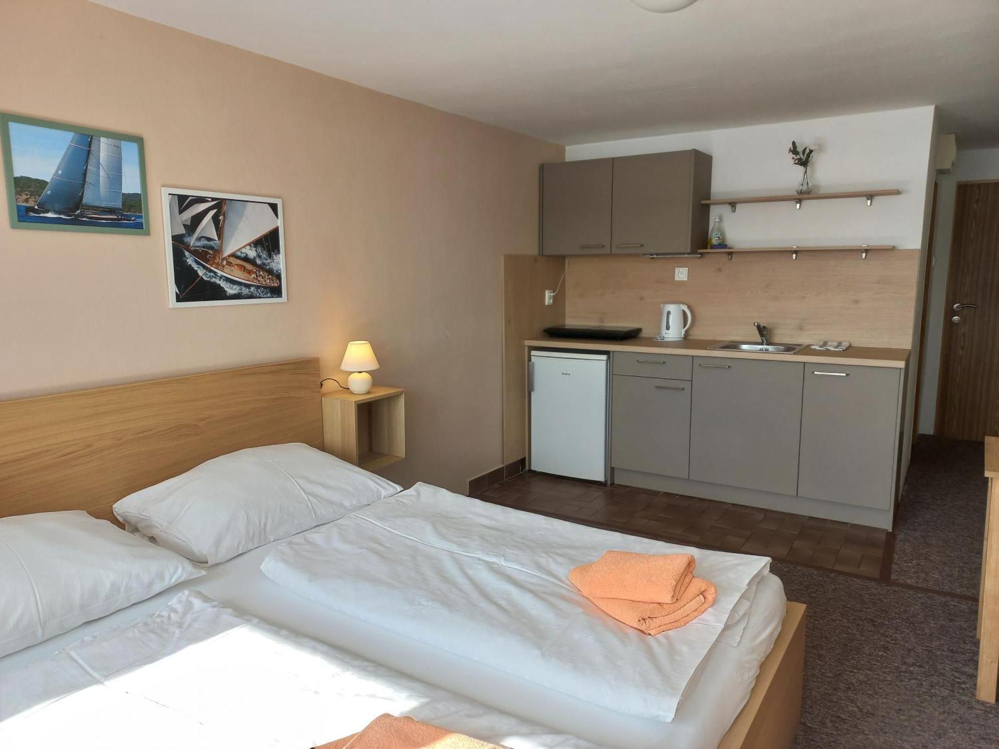 Pension Calla Dolní Vltavice Exteriör bild