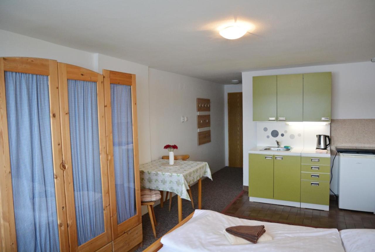 Pension Calla Dolní Vltavice Exteriör bild
