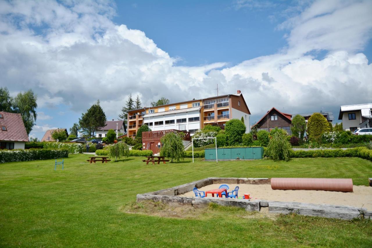 Pension Calla Dolní Vltavice Exteriör bild